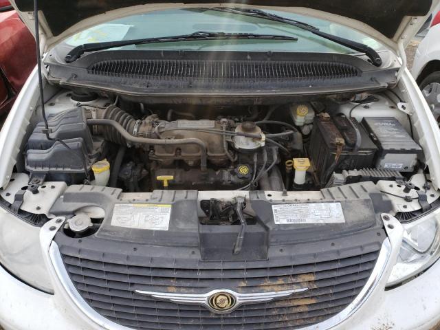 Photo 6 VIN: 2C4GP74L13R117183 - CHRYSLER TOWN &AMP COU 