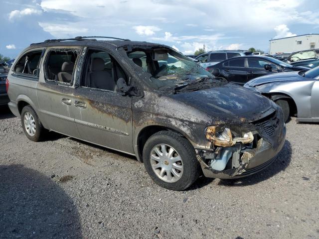 Photo 3 VIN: 2C4GP74L72R792356 - CHRYSLER TOWN & COU 