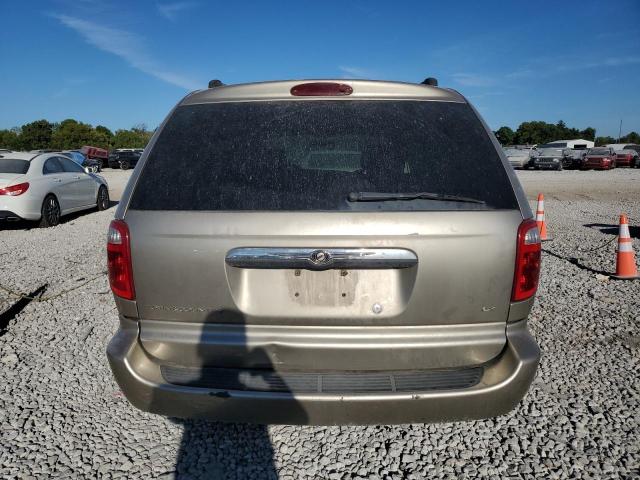 Photo 5 VIN: 2C4GP74L82R680732 - CHRYSLER TOWN & COU 