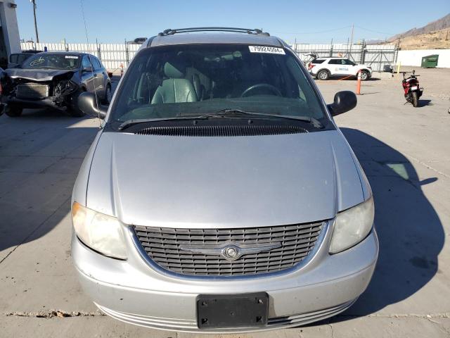 Photo 4 VIN: 2C4GP74LX4R620129 - CHRYSLER TOWN & COU 