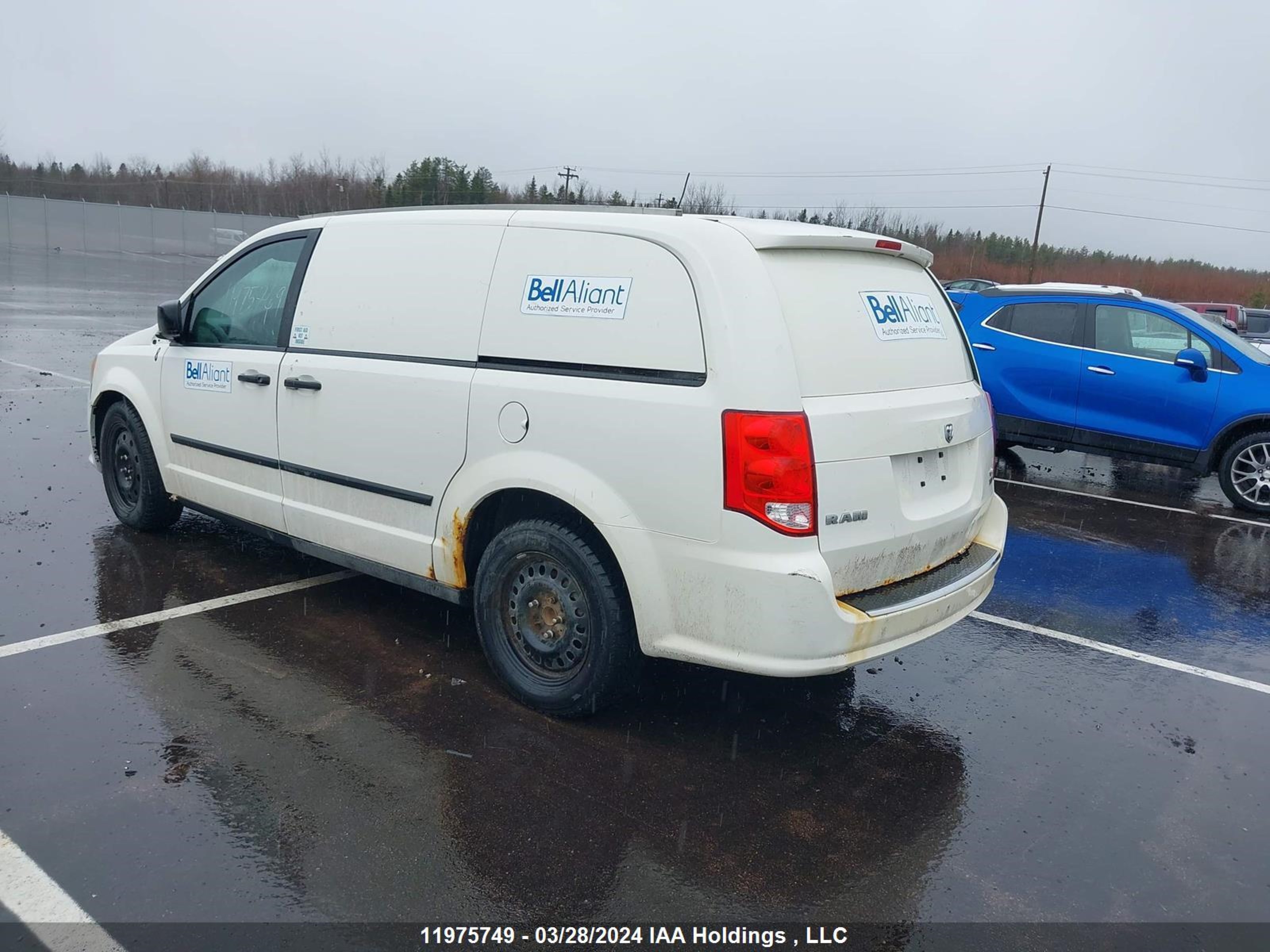 Photo 2 VIN: 2C4JDGAG2CR231828 - DODGE RAM VAN 