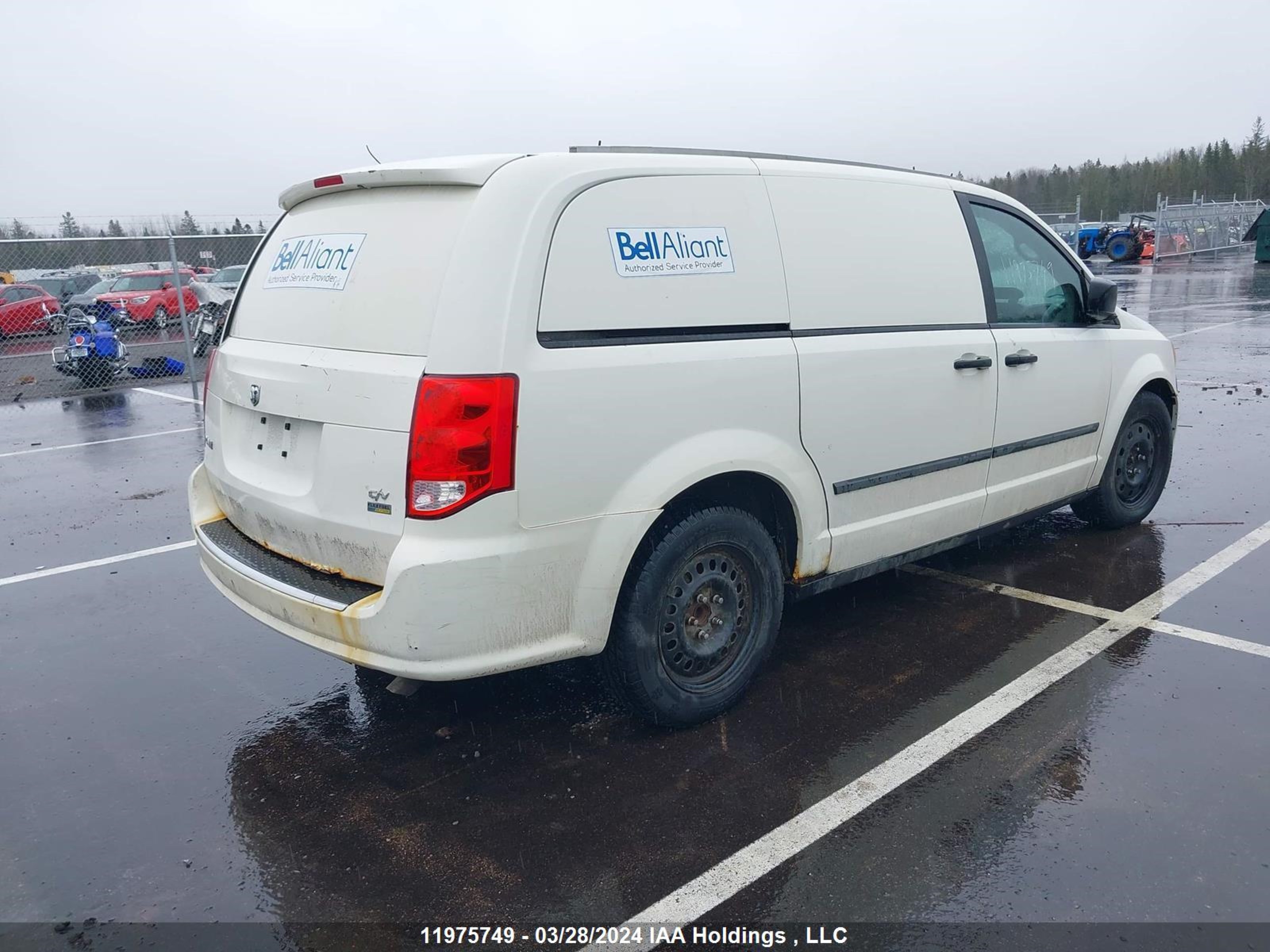 Photo 3 VIN: 2C4JDGAG2CR231828 - DODGE RAM VAN 