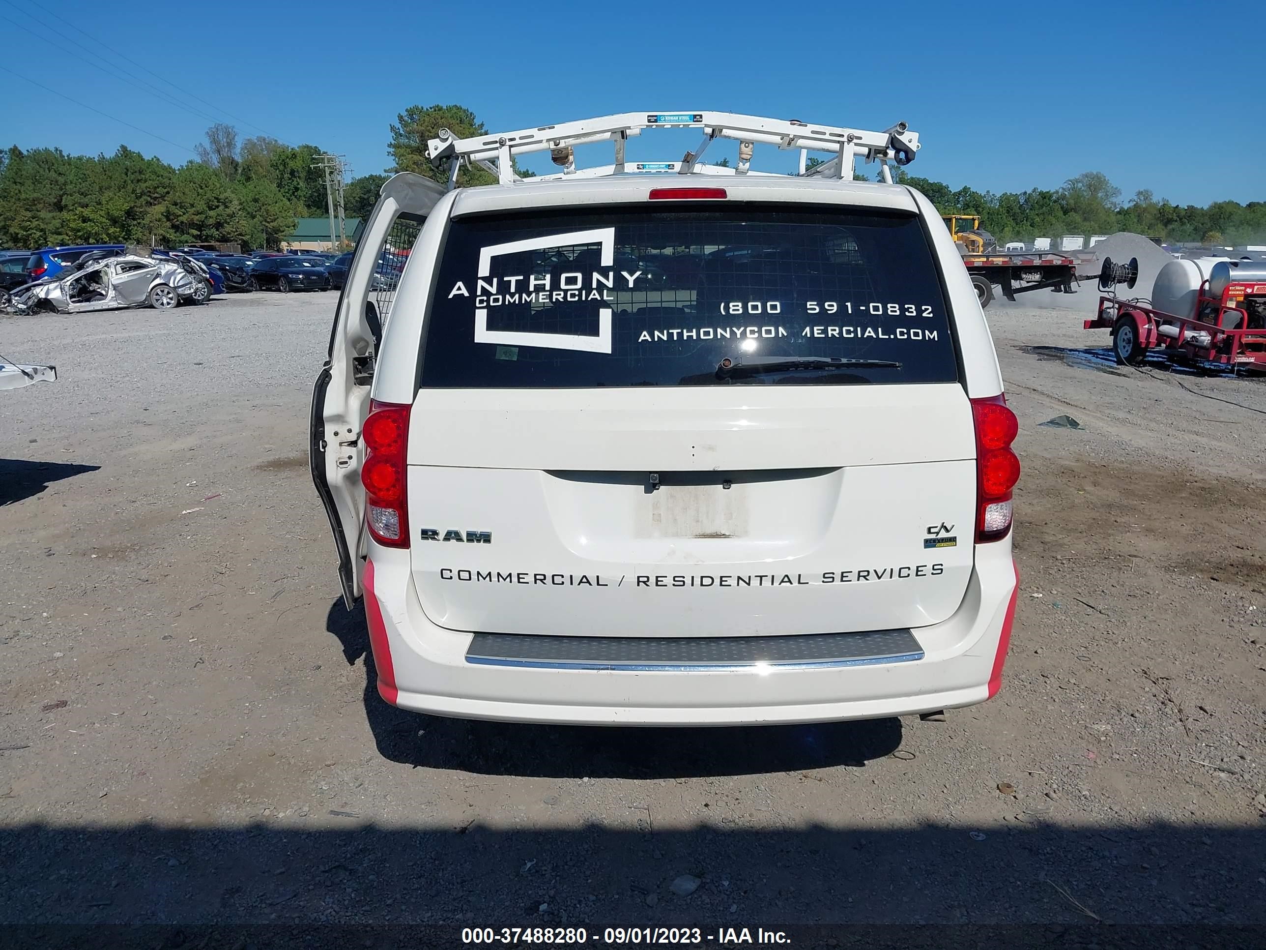 Photo 15 VIN: 2C4JDGAG3CR268015 - RAM CARGO VAN TRADESMAN 