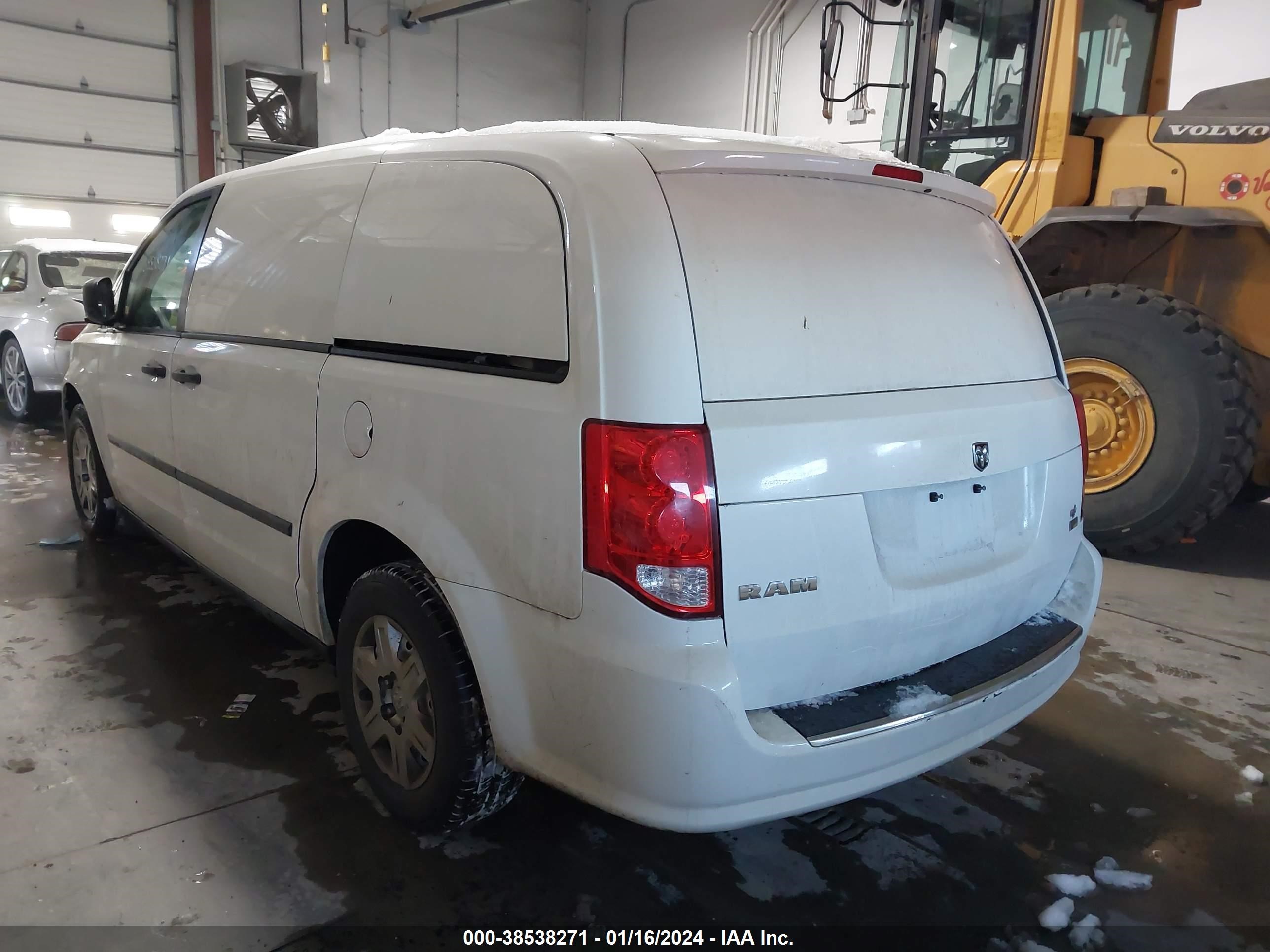 Photo 2 VIN: 2C4JRGAG0DR545092 - RAM CARGO VAN TRADESMAN 