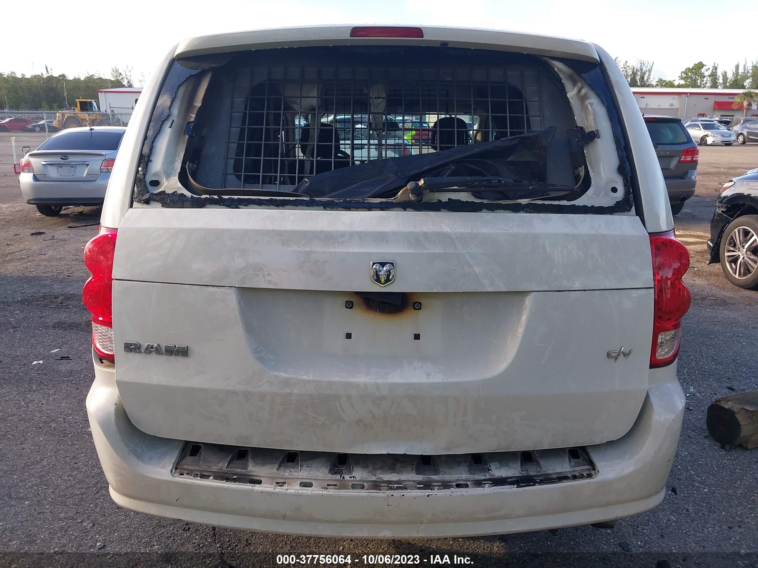 Photo 5 VIN: 2C4JRGAG7ER173705 - RAM CARGO VAN TRADESMAN 