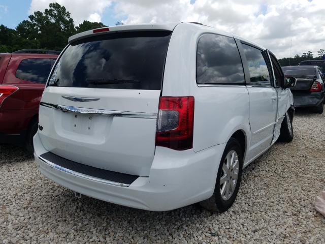 Photo 3 VIN: 2C4RC1AG2FR755861 - CHRYSLER TOWN & COU 