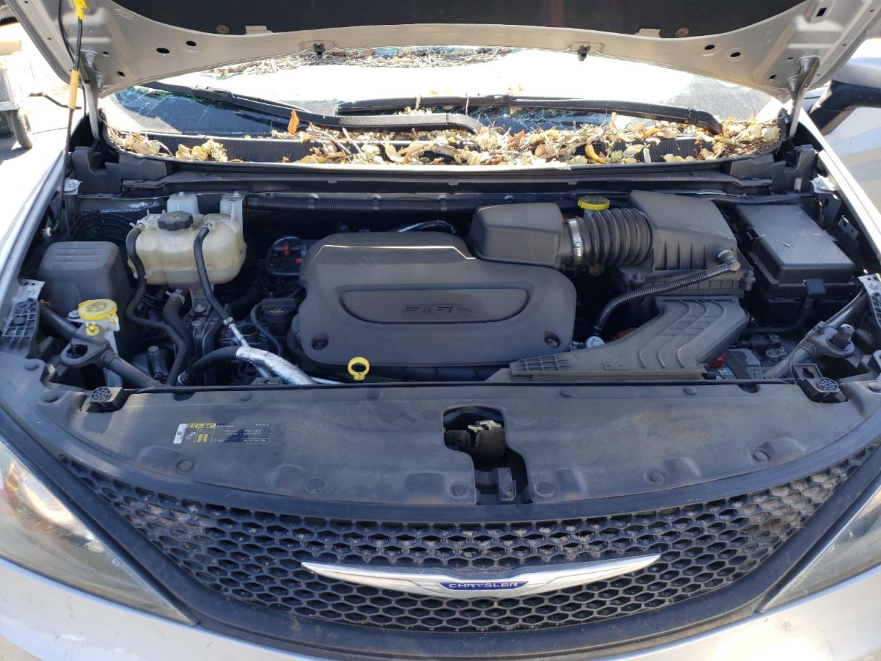 Photo 10 VIN: 2C4RC1AG2KR597600 - CHRYSLER PACIFICA 