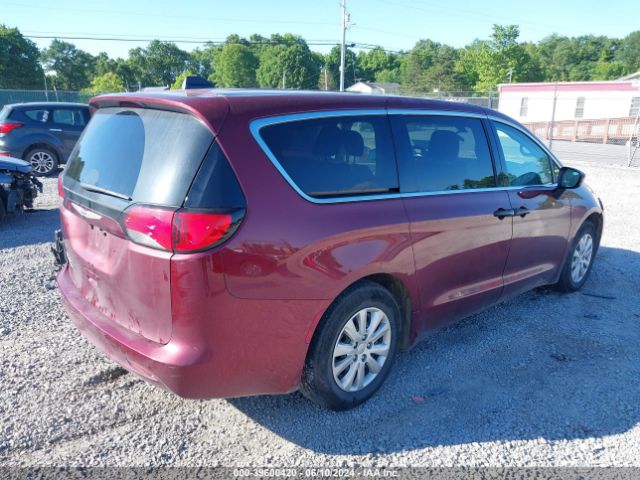 Photo 3 VIN: 2C4RC1AG2LR229709 - CHRYSLER VOYAGER 