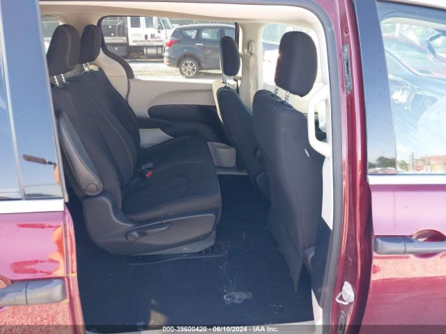 Photo 7 VIN: 2C4RC1AG2LR229709 - CHRYSLER VOYAGER 