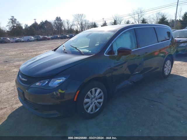 Photo 1 VIN: 2C4RC1AG3JR101167 - CHRYSLER PACIFICA 