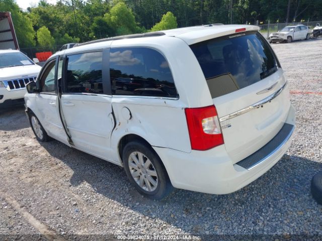 Photo 2 VIN: 2C4RC1AG5FR677592 - CHRYSLER TOWN AND COUNTRY 