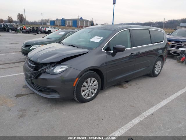 Photo 1 VIN: 2C4RC1AG6JR133515 - CHRYSLER PACIFICA 