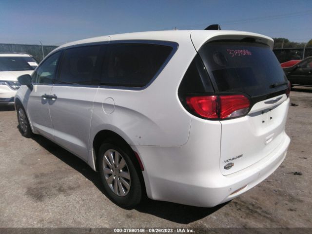 Photo 2 VIN: 2C4RC1AG8LR111177 - CHRYSLER VOYAGER 