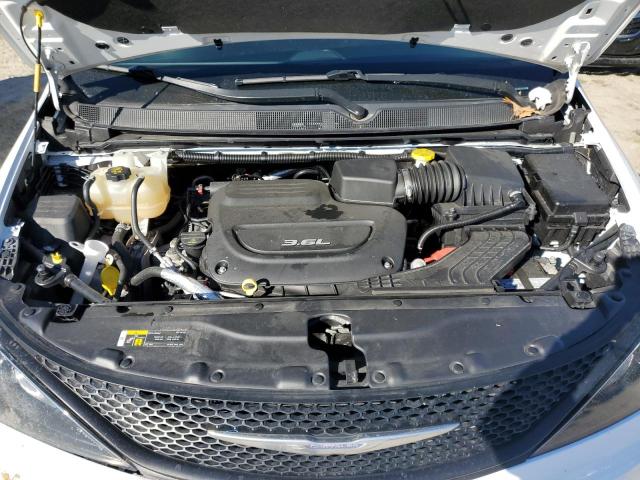 Photo 11 VIN: 2C4RC1AGXJR101151 - CHRYSLER PACIFICA 