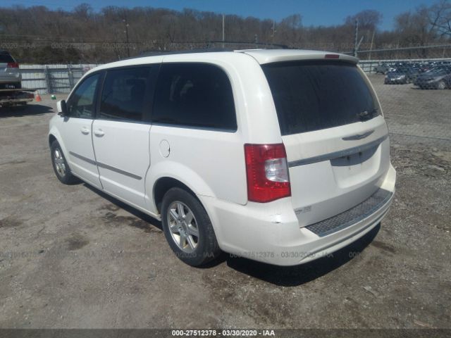 Photo 2 VIN: 2C4RC1BG0CR106103 - CHRYSLER TOWN & COUNTRY 