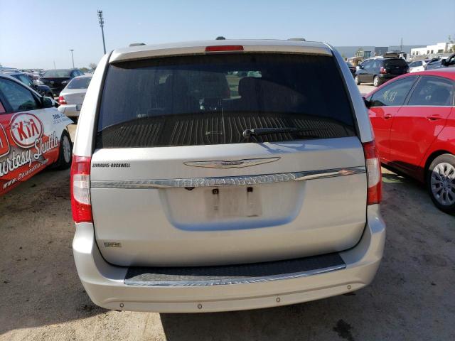 Photo 5 VIN: 2C4RC1BG0CR158489 - CHRYSLER TOWN & COU 