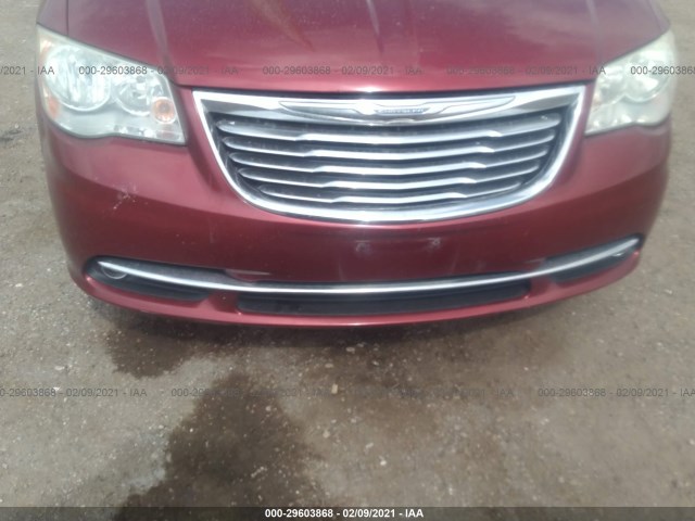 Photo 5 VIN: 2C4RC1BG0CR313039 - CHRYSLER TOWN & COUNTRY 