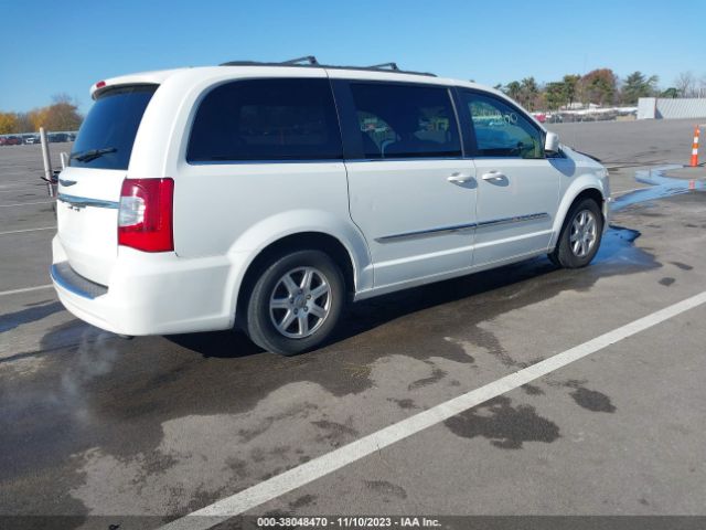 Photo 3 VIN: 2C4RC1BG0CR368204 - CHRYSLER TOWN & COUNTRY 