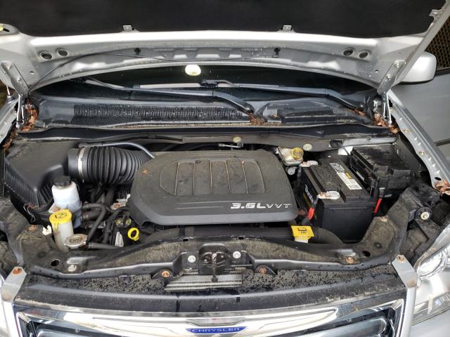 Photo 6 VIN: 2C4RC1BG0CR383690 - CHRYSLER TOWN &AMP COU 