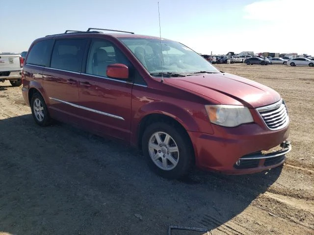 Photo 3 VIN: 2C4RC1BG0DR525330 - CHRYSLER TOWN & COU 