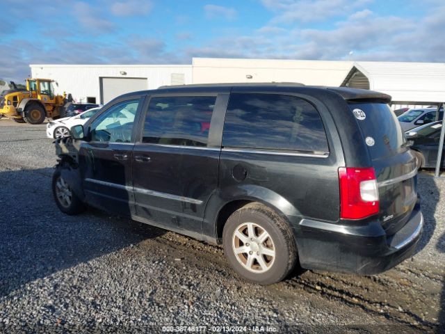 Photo 2 VIN: 2C4RC1BG0DR529247 - CHRYSLER TOWN & COUNTRY 