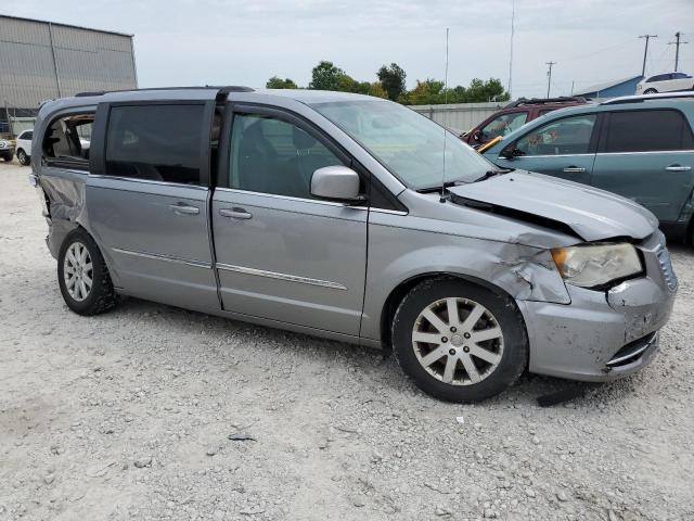 Photo 3 VIN: 2C4RC1BG0DR605615 - CHRYSLER TOWN & COU 