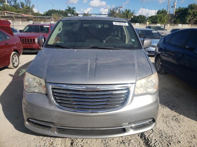 Photo 4 VIN: 2C4RC1BG0DR638100 - CHRYSLER TOWN & COU 