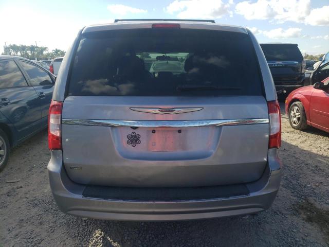 Photo 5 VIN: 2C4RC1BG0DR638100 - CHRYSLER TOWN & COU 