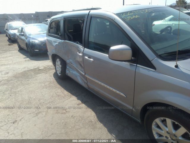 Photo 5 VIN: 2C4RC1BG0DR696563 - CHRYSLER TOWN & COUNTRY 