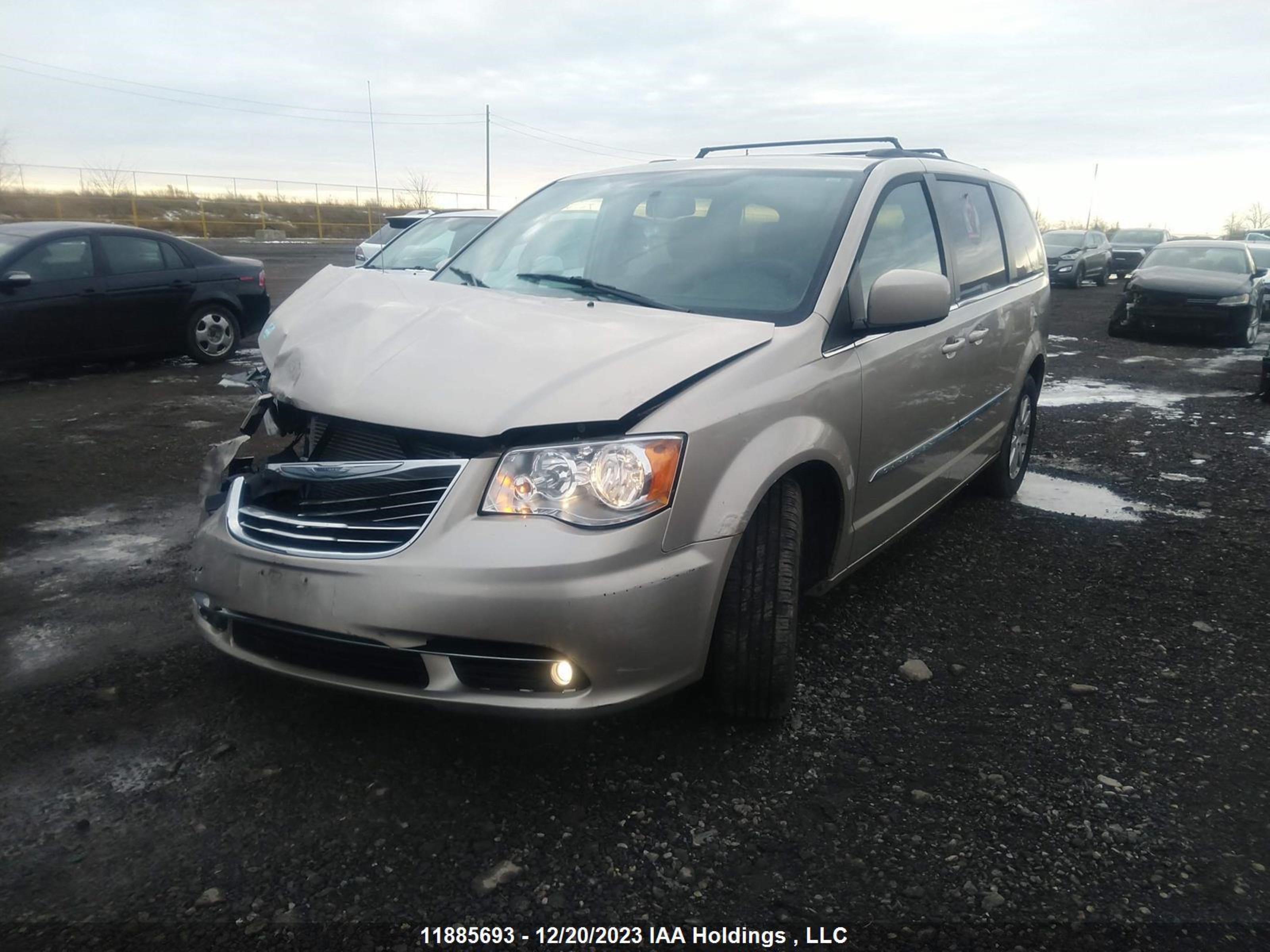 Photo 1 VIN: 2C4RC1BG0DR704970 - CHRYSLER TOWN & COUNTRY 