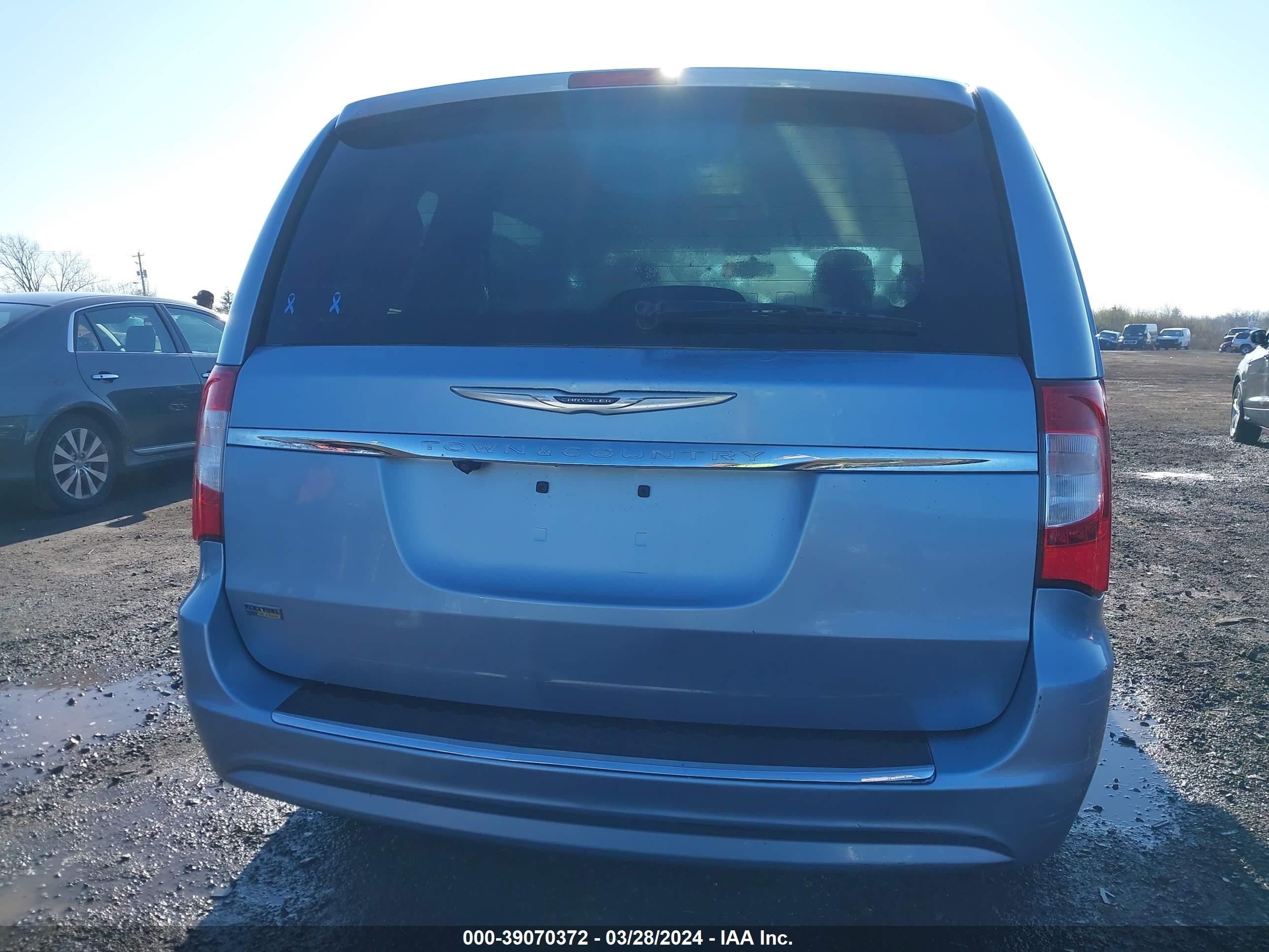 Photo 15 VIN: 2C4RC1BG0DR793441 - CHRYSLER TOWN & COUNTRY 