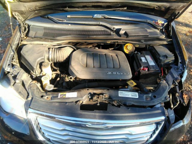 Photo 9 VIN: 2C4RC1BG0ER218578 - CHRYSLER TOWN & COUNTRY 