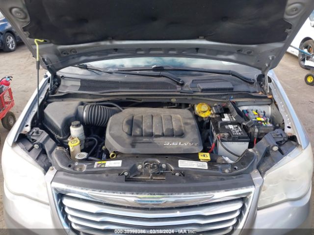 Photo 9 VIN: 2C4RC1BG0ER247711 - CHRYSLER TOWN & COUNTRY 