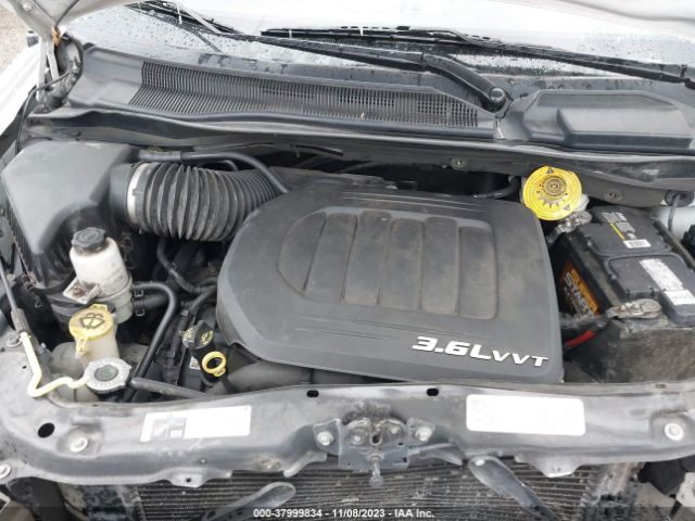 Photo 9 VIN: 2C4RC1BG0ER333150 - CHRYSLER TOWN & COUNTRY 