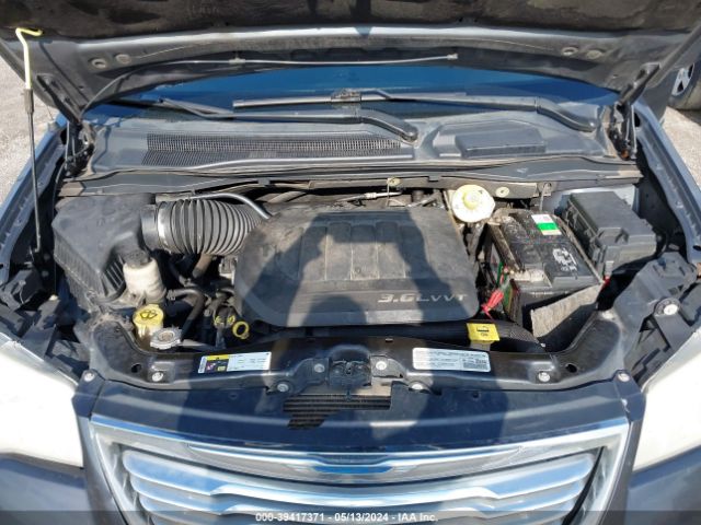 Photo 9 VIN: 2C4RC1BG0ER396202 - CHRYSLER TOWN & COUNTRY 