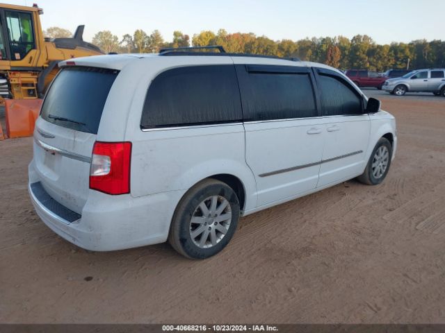 Photo 3 VIN: 2C4RC1BG0FR552756 - CHRYSLER TOWN AND COUNTRY 