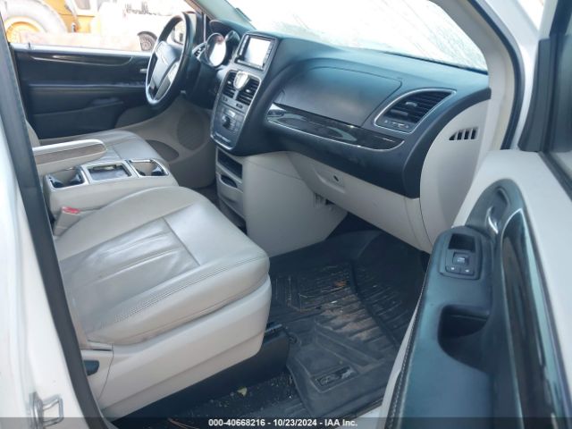 Photo 4 VIN: 2C4RC1BG0FR552756 - CHRYSLER TOWN AND COUNTRY 