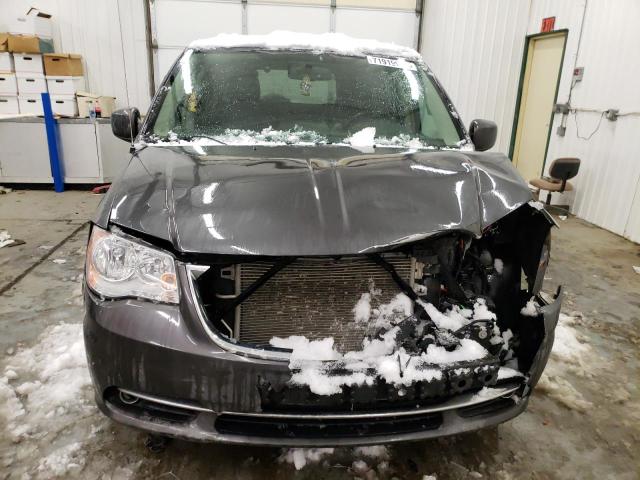 Photo 4 VIN: 2C4RC1BG0FR628704 - CHRYSLER TOWN & COU 