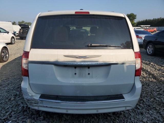 Photo 5 VIN: 2C4RC1BG0FR629240 - CHRYSLER TOWN & COU 