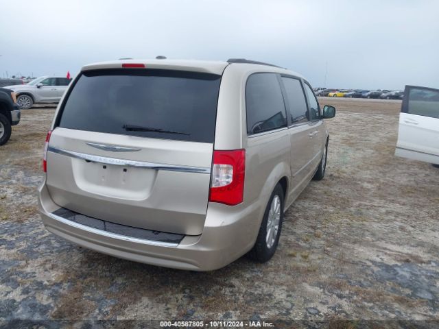 Photo 3 VIN: 2C4RC1BG0FR638410 - CHRYSLER TOWN AND COUNTRY 