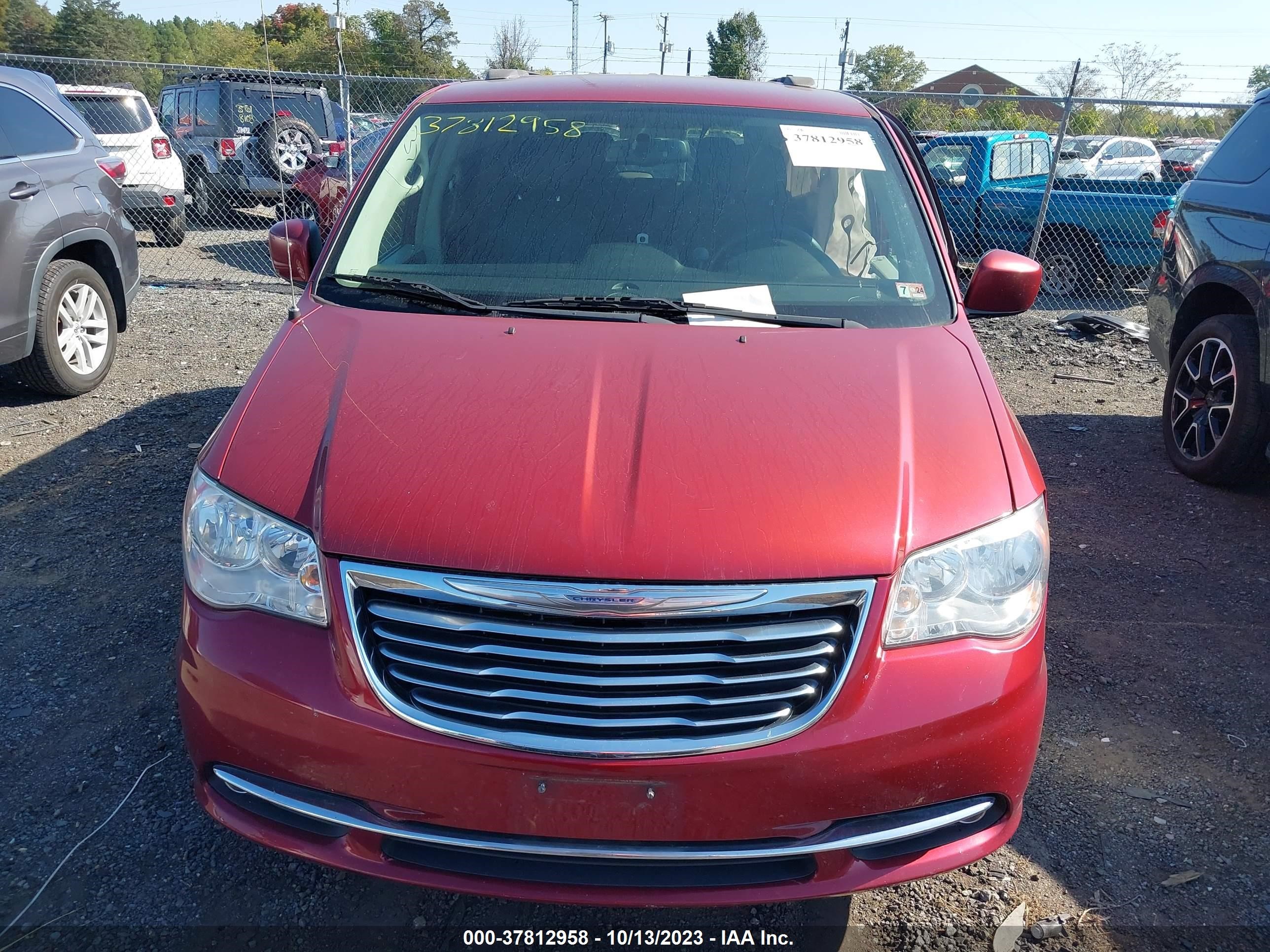 Photo 11 VIN: 2C4RC1BG0FR644529 - CHRYSLER TOWN & COUNTRY 