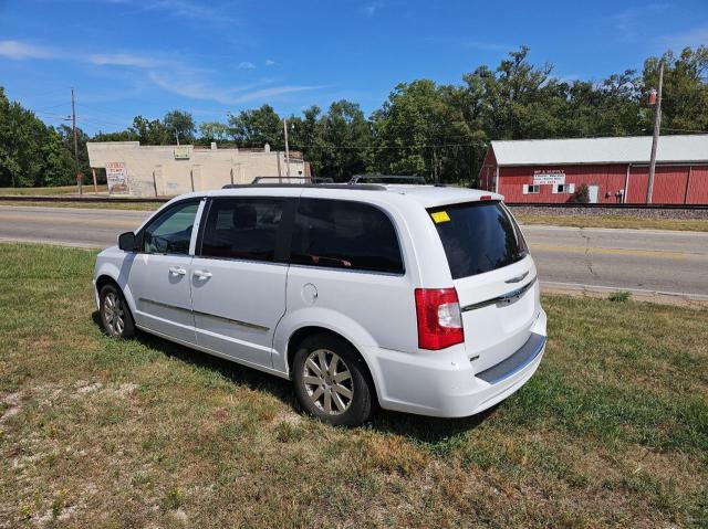 Photo 2 VIN: 2C4RC1BG0FR695805 - CHRYSLER TOWN & COU 