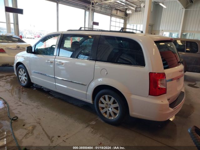 Photo 2 VIN: 2C4RC1BG0FR695805 - CHRYSLER TOWN & COU 