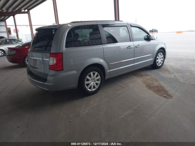 Photo 3 VIN: 2C4RC1BG0FR696372 - CHRYSLER TOWN AND COUNTRY 