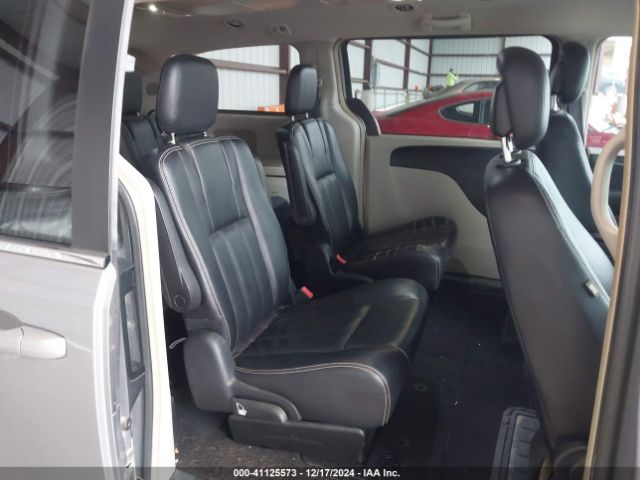 Photo 7 VIN: 2C4RC1BG0FR696372 - CHRYSLER TOWN AND COUNTRY 