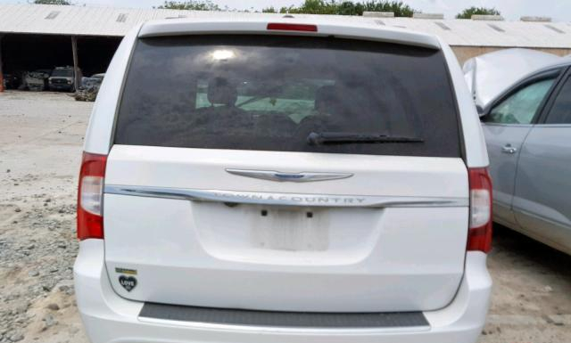 Photo 8 VIN: 2C4RC1BG0FR716202 - CHRYSLER TOWN AND COUNTRY 