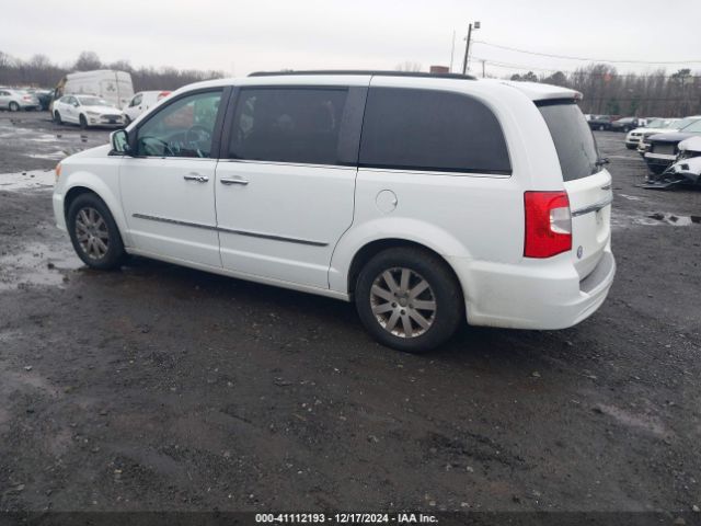 Photo 2 VIN: 2C4RC1BG0GR127376 - CHRYSLER TOWN AND COUNTRY 