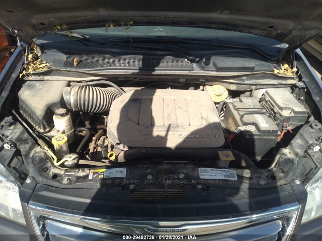 Photo 9 VIN: 2C4RC1BG0GR142248 - CHRYSLER TOWN & COUNTRY 