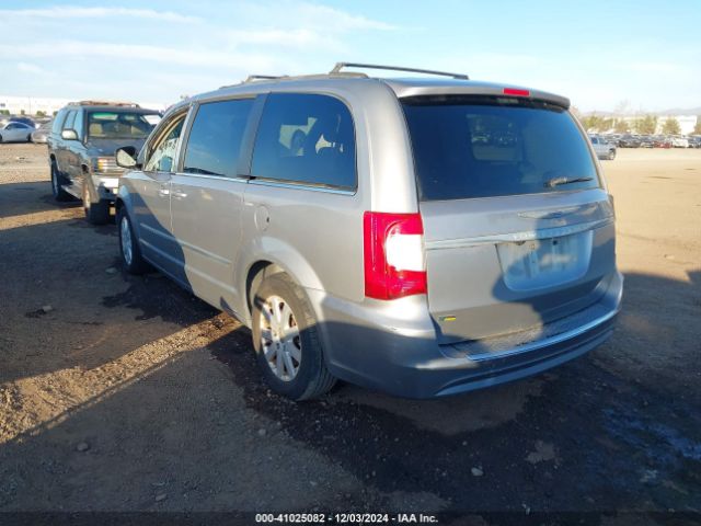 Photo 2 VIN: 2C4RC1BG0GR173192 - CHRYSLER TOWN AND COUNTRY 