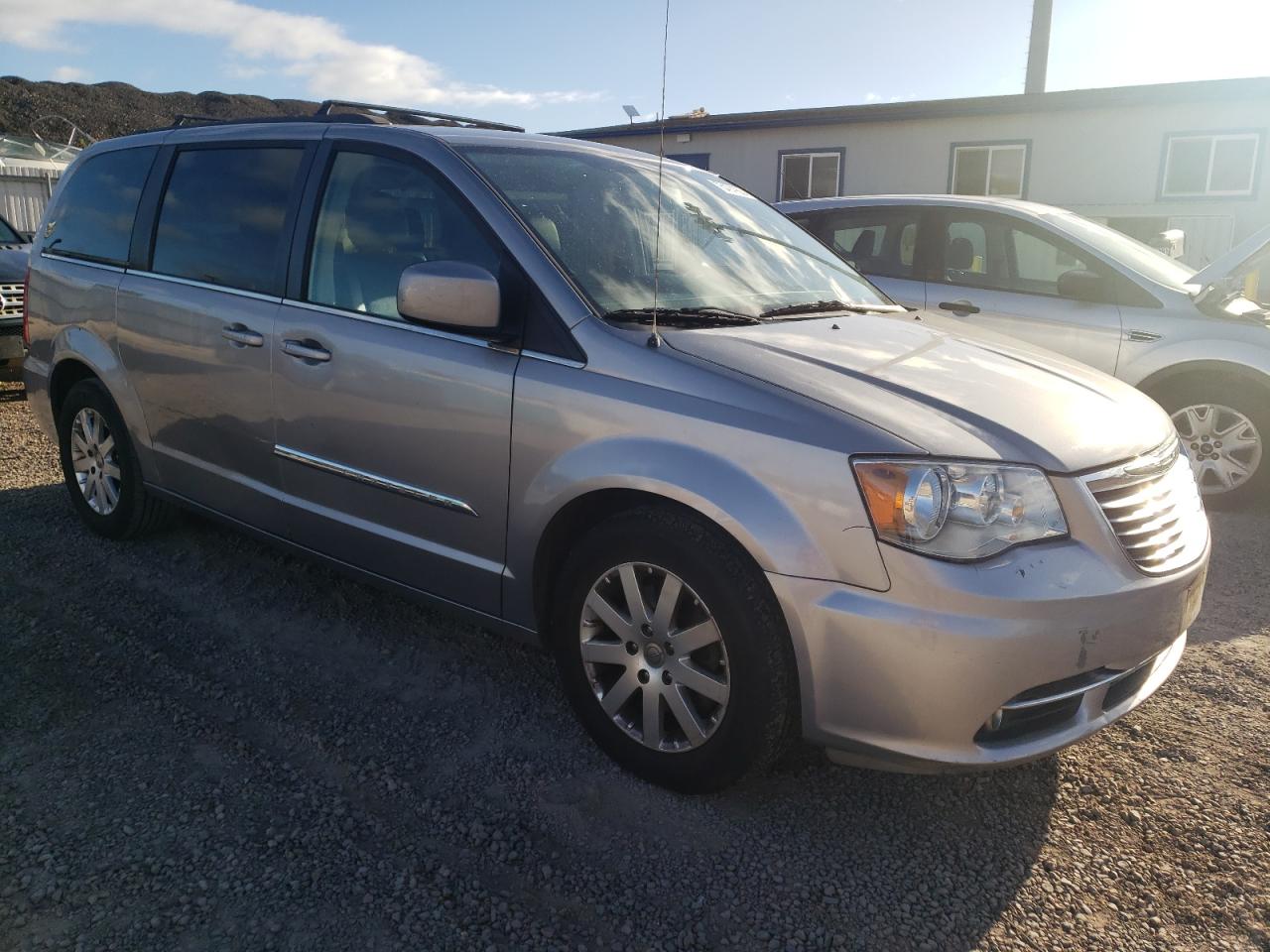 Photo 3 VIN: 2C4RC1BG0GR187724 - CHRYSLER TOWN & COUNTRY 